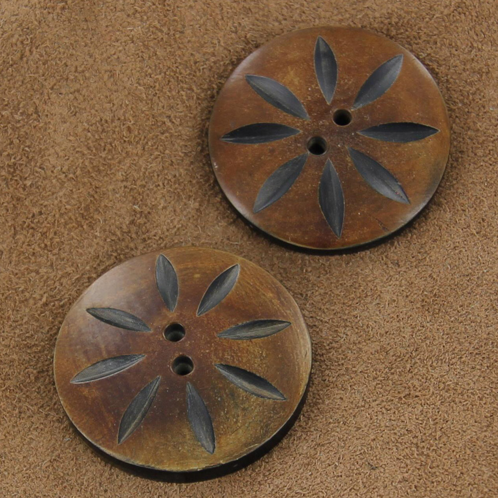 Handcrafted Shasta Daisy Horn Button Set