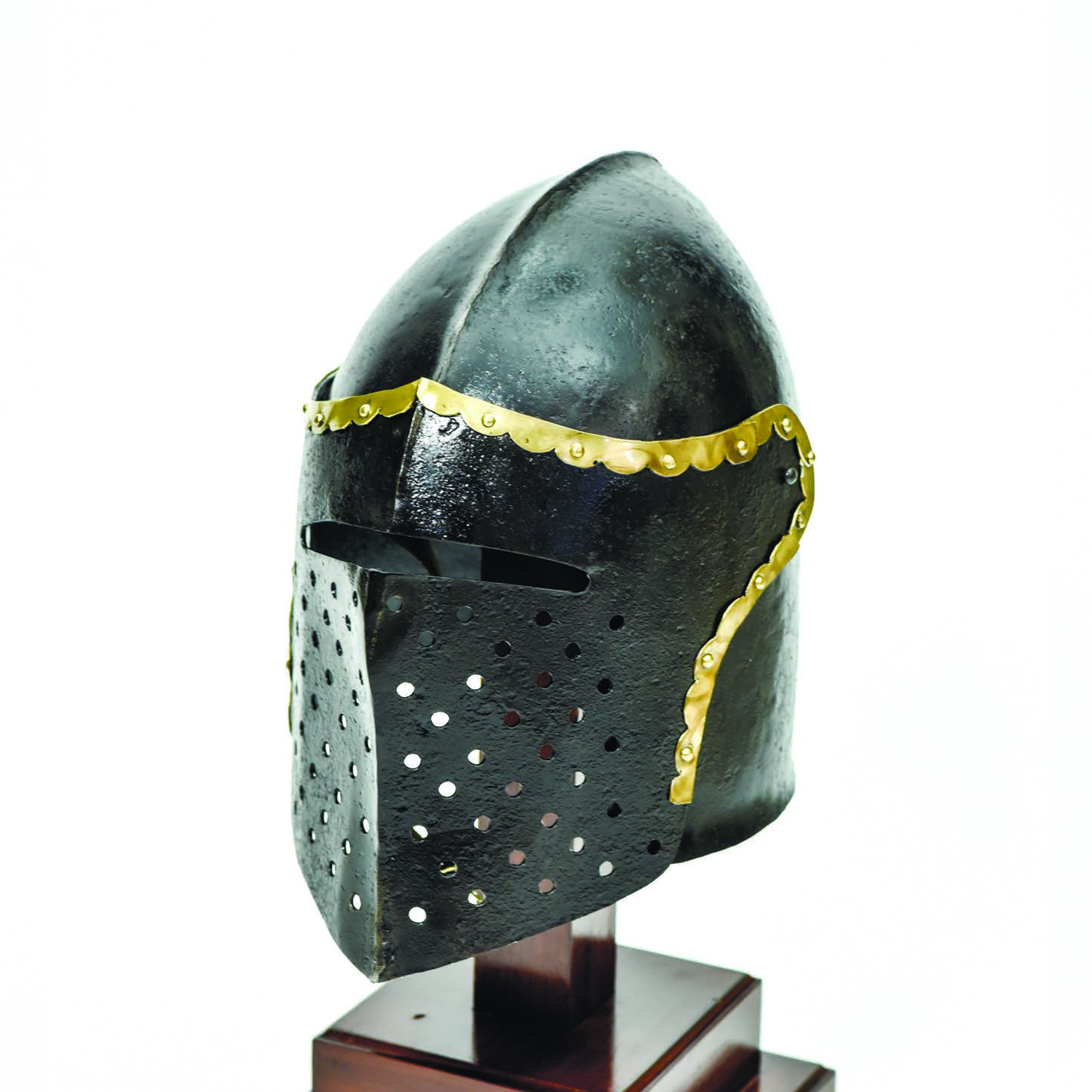 Armory Replicas ? The Cursed Black Knight Functional Medieval HELMET Armor